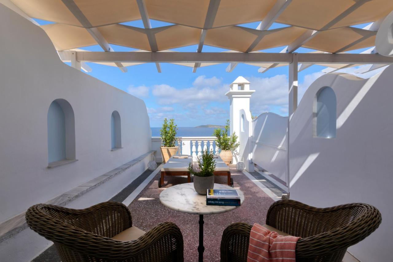 Aneroussa Beach Hotel Batsíon Exteriör bild