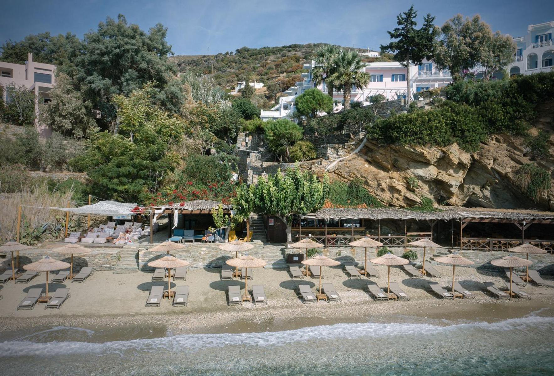 Aneroussa Beach Hotel Batsíon Exteriör bild